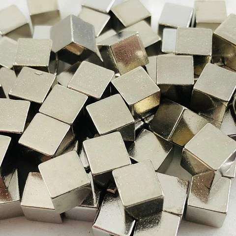 Metal Cubes - 8 Mm - Bag Of 30 6 Metal Cubes - 8 Mm - Bag Of 30 - Image 4
